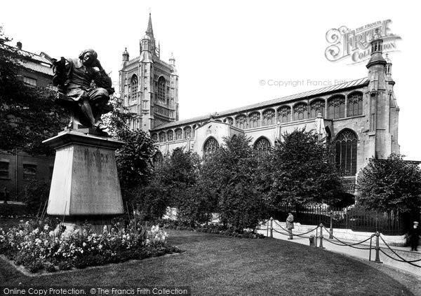 Photo of Norwich, St Peter Mancroft And Thomas Brownes Statue 1919