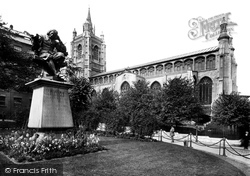 St Peter Mancroft And Thomas Brownes Statue 1919, Norwich