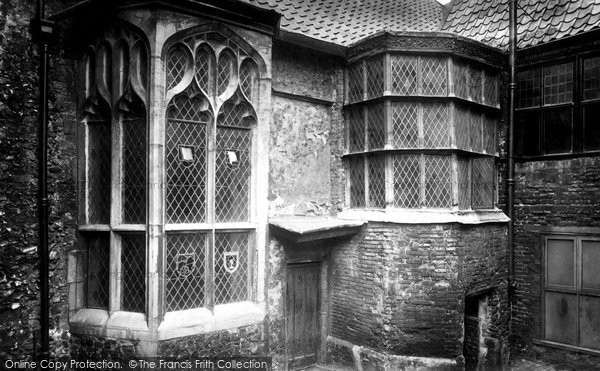 Photo of Norwich, Strangers Hall 1901