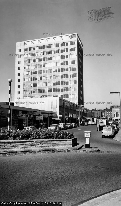 Notting Hill, Newcombe House c1965