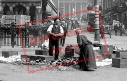 A Street Vendor, Market Square 1906, Nottingham