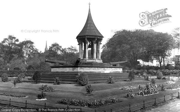 Photo of Nottingham, Arboretum Chinese Bell 1920