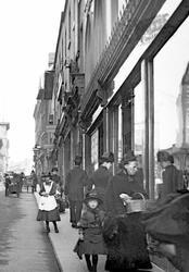 Shopping On Pelham Street 1890, Nottingham