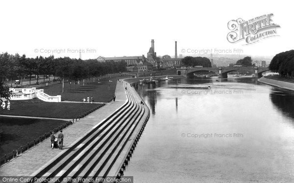 Photo of Nottingham, Trent Bridge And Embankment 1928