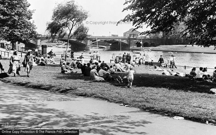 Photo of Nottingham, Victoria Embankment And Trent Bridge c.1955