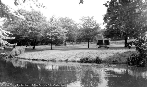 Photo of Nuneaton, Riversley Park c.1955