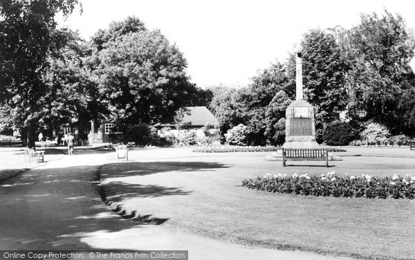 Photo of Nuneaton, Riversley Park c.1960