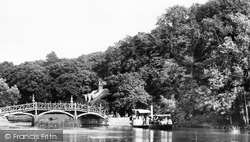 Bridge And Oxford Steamer 1890, Nuneham Courtenay