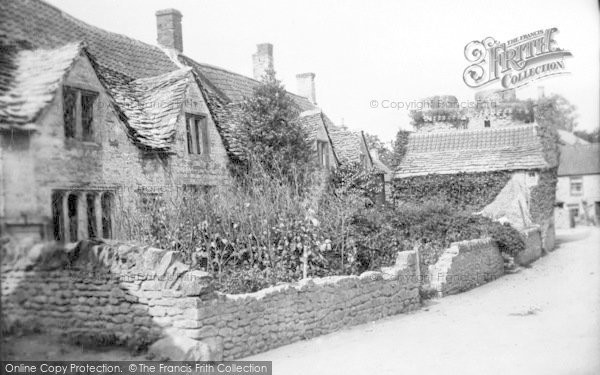 Photo of Nunney, Cottages 1907
