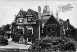 Patteson Court 1906, Nutfield
