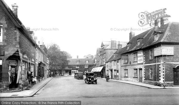 Photo of Oakham, Market Place 1927