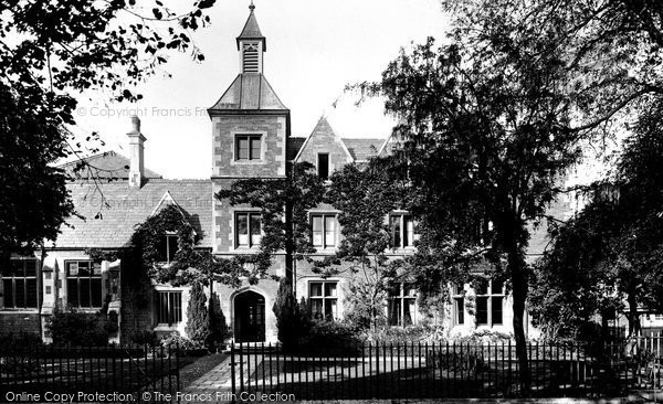 Photo of Oakham, School House 1927