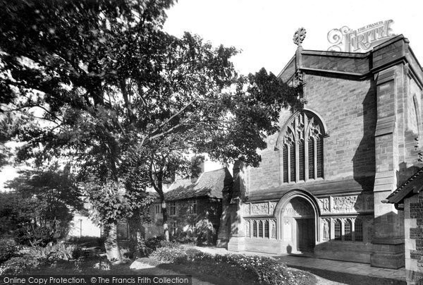Photo of Oakham, School Memorial Chapel 1927