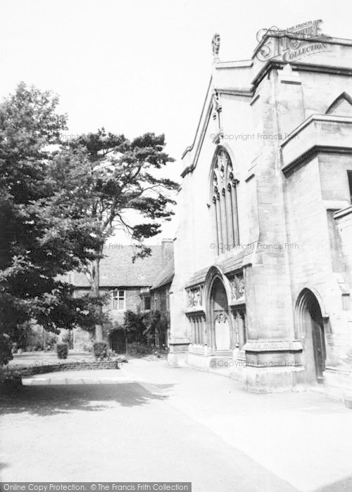 Photo of Oakham, The Chapel And School c.1960