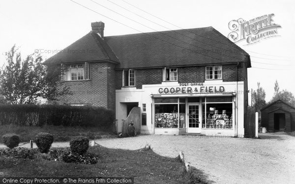 Photo of Oakley, The Post Office c.1955