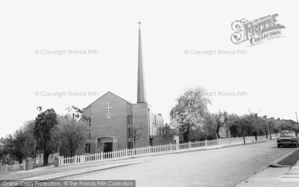 Photo of Oakwood, St Thomas's Church c.1965