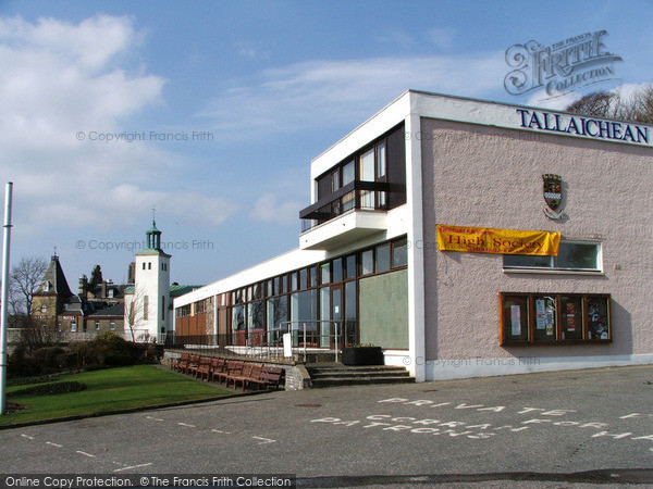 Photo of Oban, Corran Halls And Christchurch 2005