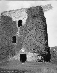 Dunollie Castle 1949, Oban