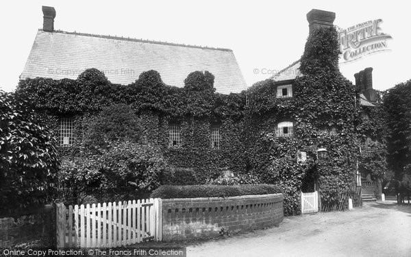 Photo of Ockham, Hautboy Hotel 1904