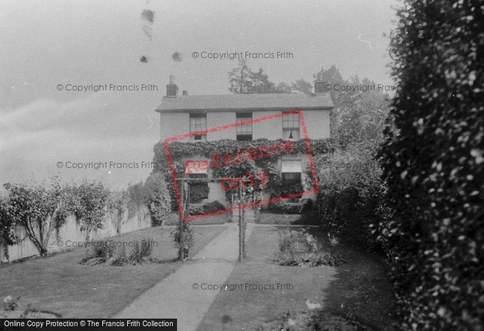 Photo of Ockley, Clevelands 1914