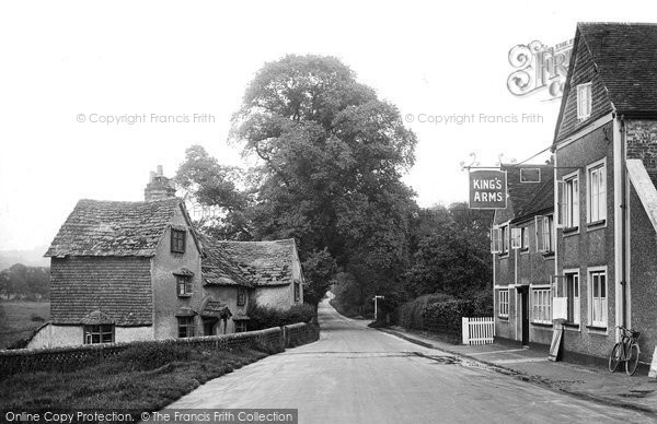 Photo of Ockley, The King's Arms 1924