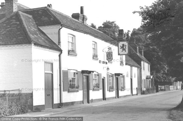 Photo of Ockley, The Red Lion c.1955