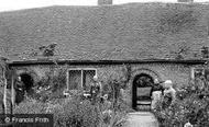 Almshouse 1910, Odiham