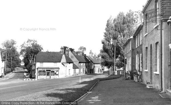 Photo of Odiham, London And Farnham Roads c.1960