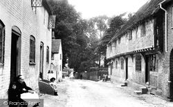 Odiham, Old Houses, Cemetery Hill 1910