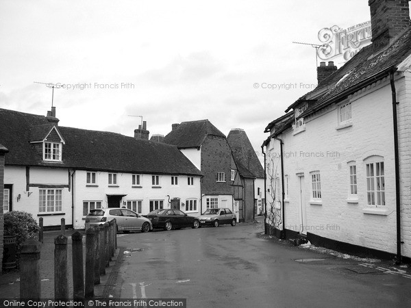 Photo of Odiham, The Bury 2004