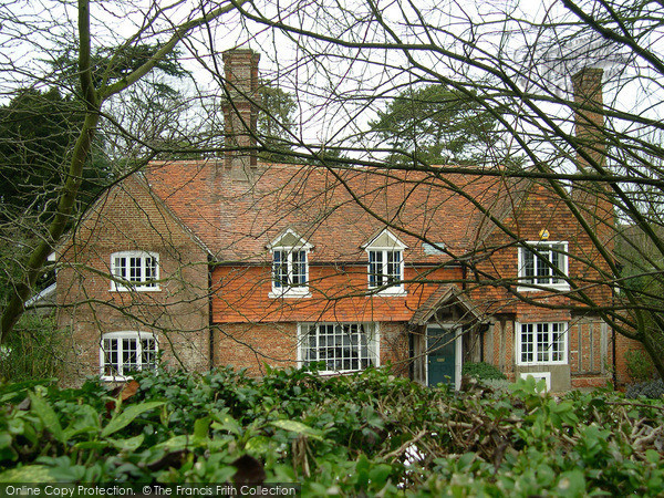 Photo of Odiham, The Old Vicarage 2004