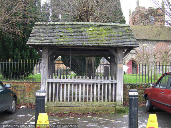 Photo of Odiham, The Stocks And Whipping Post 2004