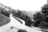 Road 1894, Offham