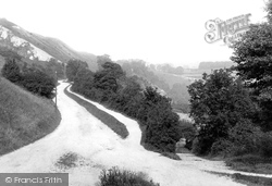 Road 1894, Offham