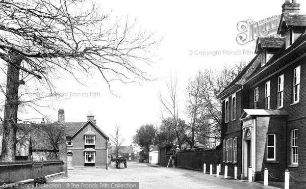 Photo of Offord Cluny, The Village 1906