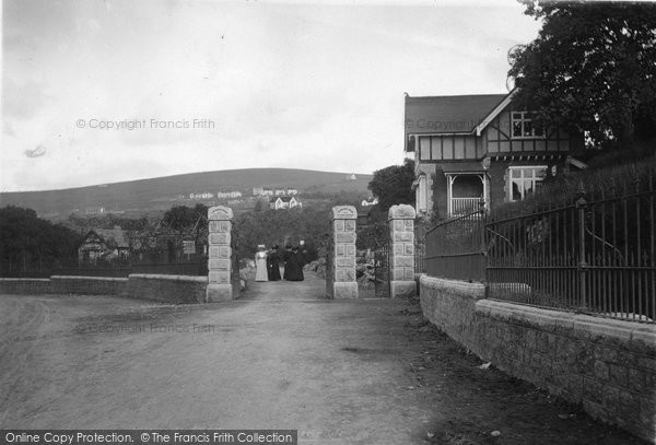 Photo of Okehampton, Entrance To Simmons Park 1907