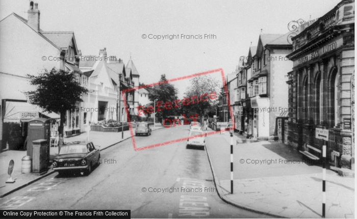 Photo of Old Colwyn, Cefn Road c.1965