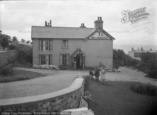 Photo of Old Colwyn, Glan Hafod Tea Gardens 1936