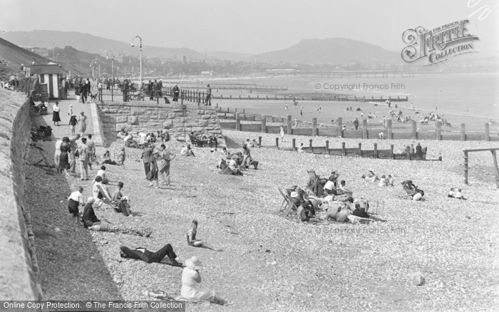 Photo of Old Colwyn, The Beach c.1933