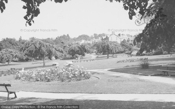 Photo of Old Colwyn, Wynn Gardens c.1955