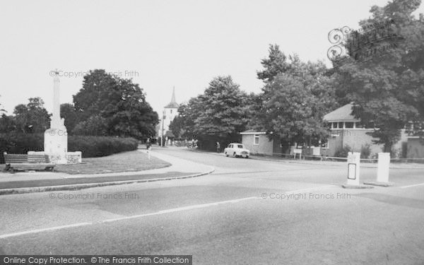 Photo of Old Coulsdon, Canon's Hill c.1960