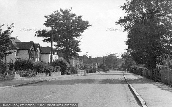 Photo of Old Coulsdon, Coulsdon Road c.1955
