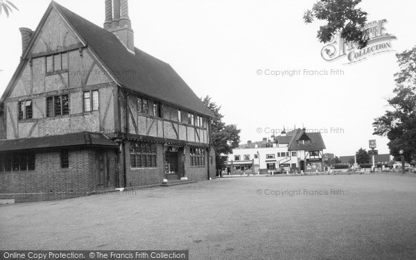 Photo of Old Coulsdon, The Tudor Rose c.1960