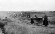 Pram On The Cliffs 1907, Old Hunstanton