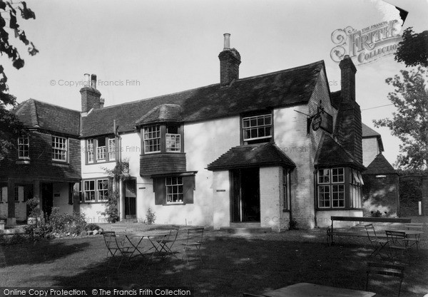 Photo of Old Sarum, The Old Castle Inn c.1955