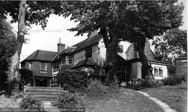 Photo of Old Sarum, The Old Castle Inn c.1965