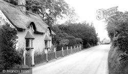 The Thatched House c.1955, Old Warden