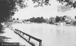 The River c.1960, Old Windsor