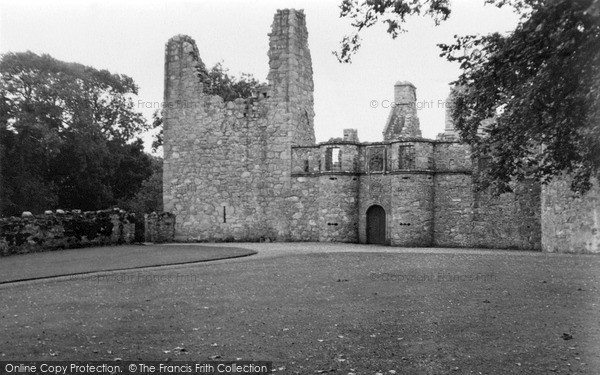 Photo of Oldmeldrum, Tolquhon Castle 1950