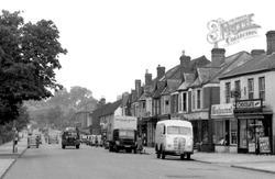 Traffic In Warwick Road 1952, Olton